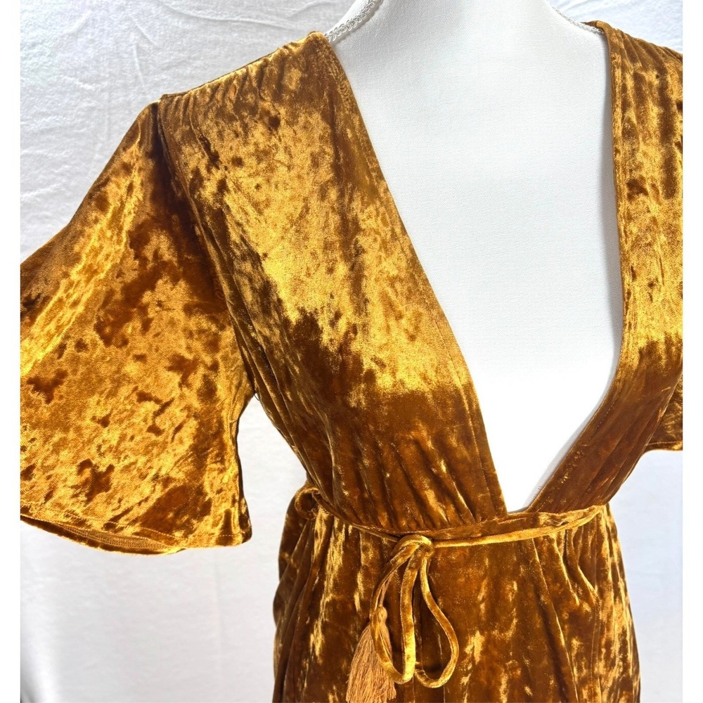 Boho Festival Crushed Velvet Mini Dress Gold Plunge Neck Tassel Flutter Sleeve L - Picture 5 of 9